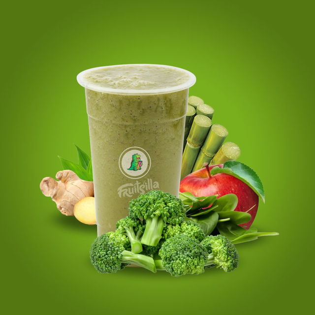 Sugarcane with Apple, Broccoli, Spinach and Ginger.